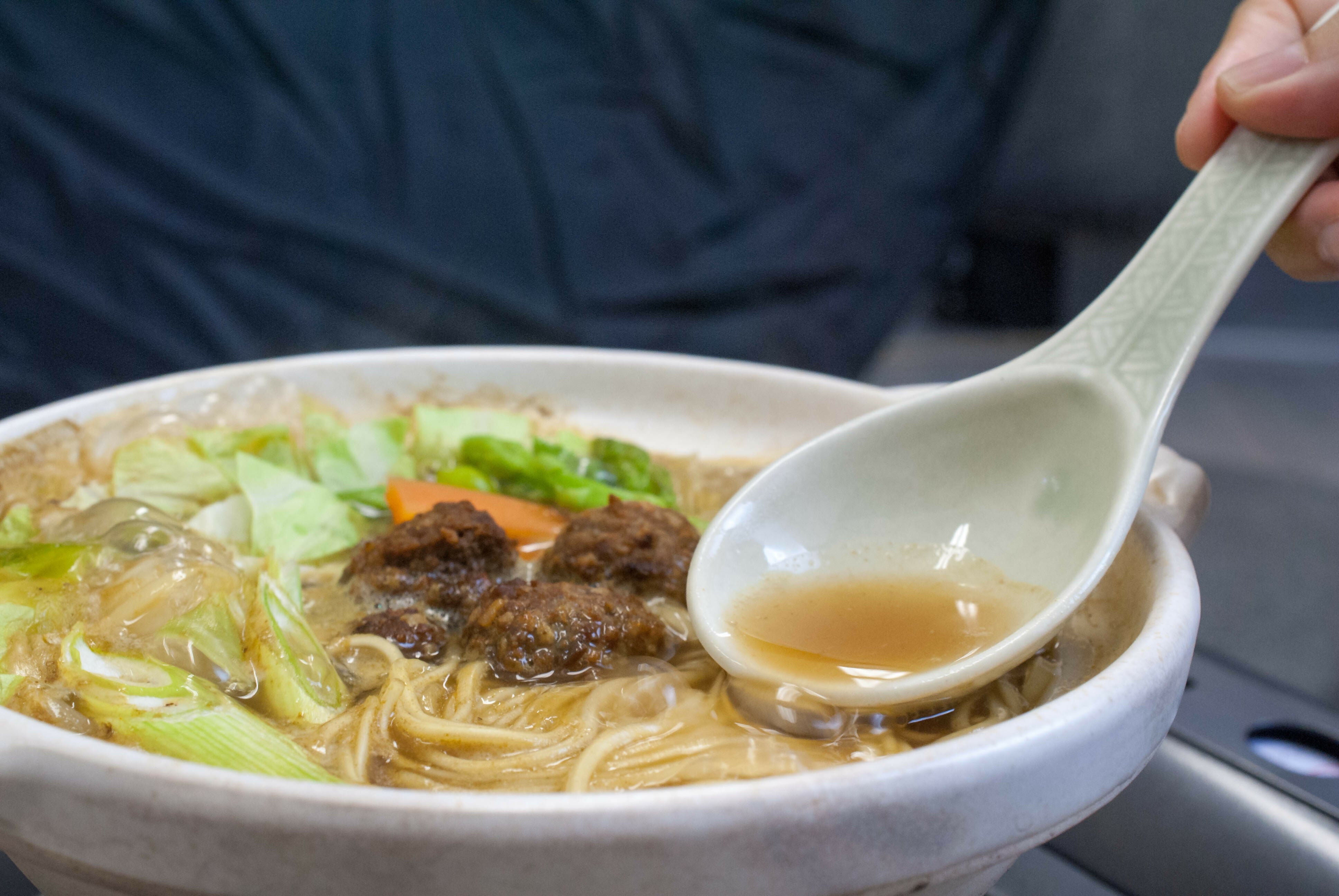 さっぱりなのにコクがある!博多風とんこつラーメン【特製とんこつ味(6人前)】セット