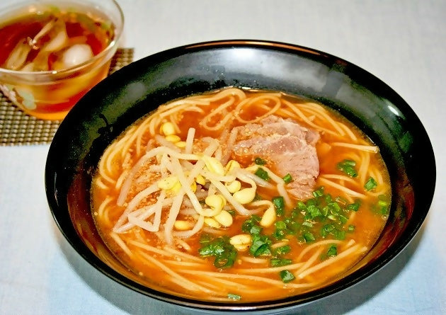 特製みそ味ラーメン!豚骨旨味で深いコク【3種のブレンド味噌 九州みそ味ラーメン(6人前)】セット