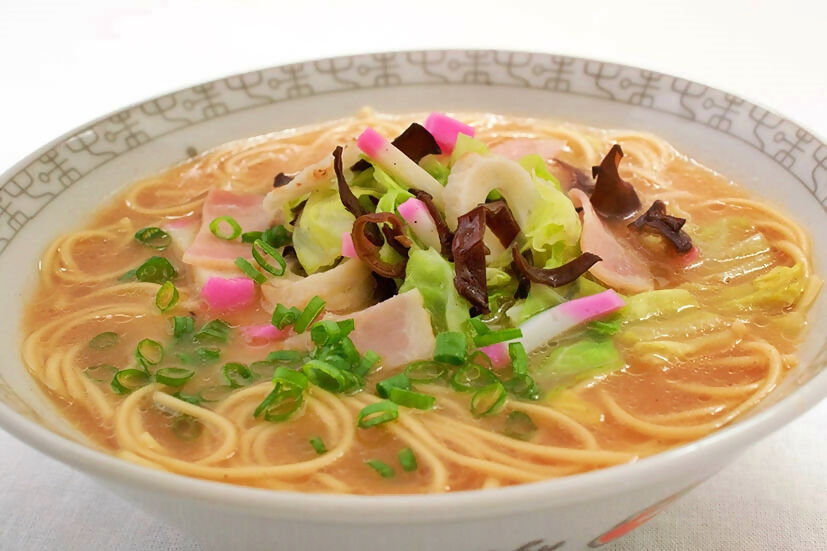 さっぱりなのにコクがある!博多風とんこつラーメン【特製とんこつ味(6人前)】セット