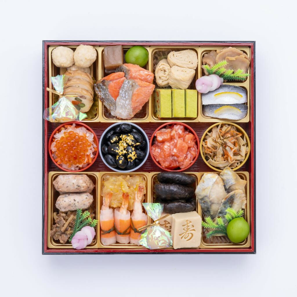 千賀屋謹製　迎春おせち料理「彩華千」和風三段重 / 賞味期限2026年2月28日
