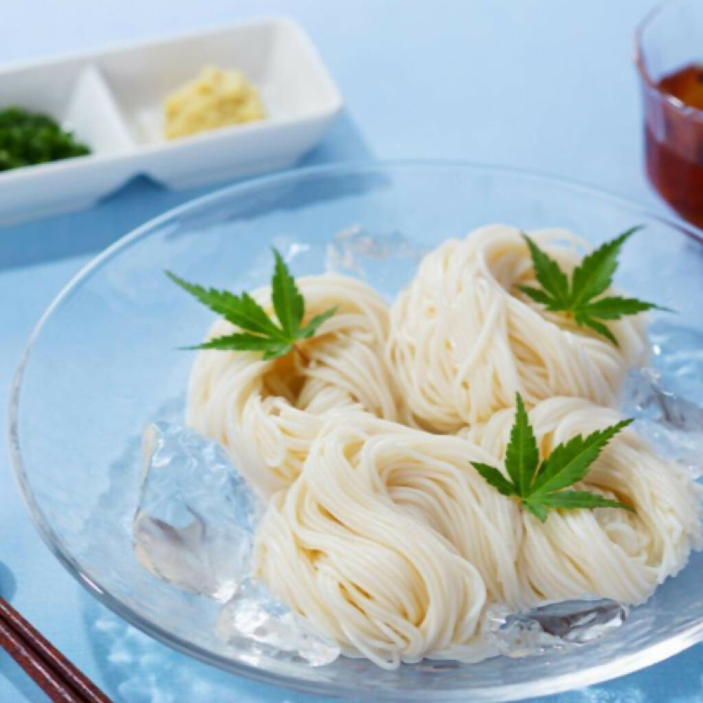 桜入り稲庭古来うどん 業務用10kgシイレル 麺 ギフト 御歳暮 御中元 プレゼント お礼 香典返し 夏 うどん 稲庭うどん ギフト 稲庭古来うどん 木箱入り800gプレゼント ギフト シイレル 食品ギフト お取り寄せグルメ お歳暮 | ギフト＆グルメ  Ｎ４３° 北海道