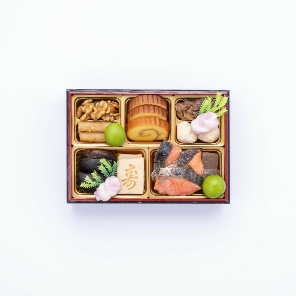 千賀屋謹製　迎春おせち料理「金千華」和風三段重 / 賞味期限2026年2月28日
