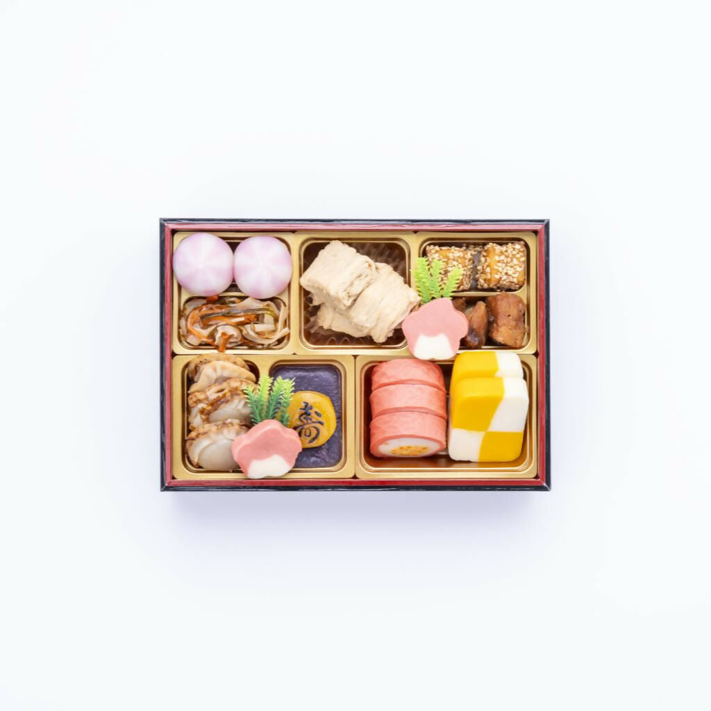 千賀屋謹製　迎春おせち料理「金千華」和風三段重 / 賞味期限2026年2月28日