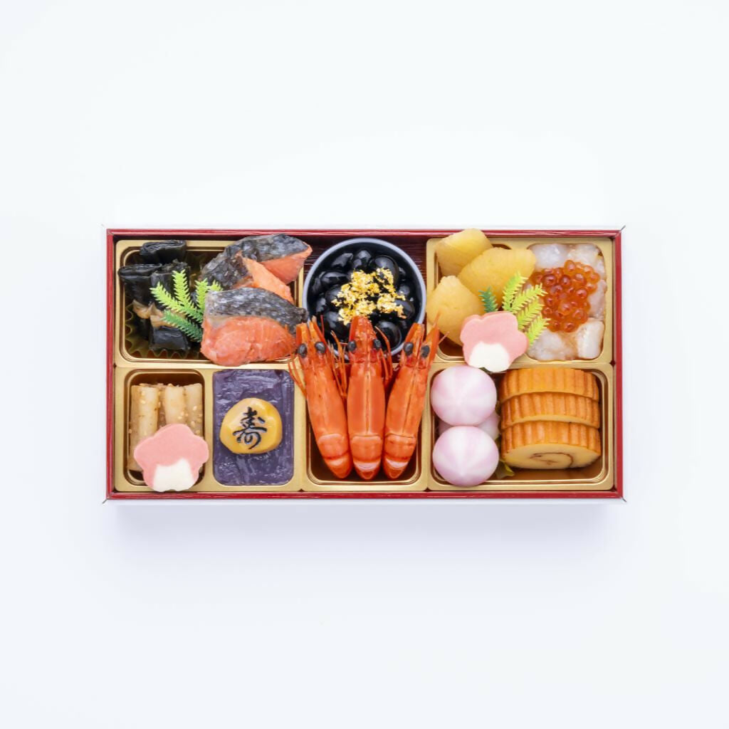 千賀屋謹製　迎春おせち料理「華千歳」和洋中三段重 / 賞味期限2026年2月28日