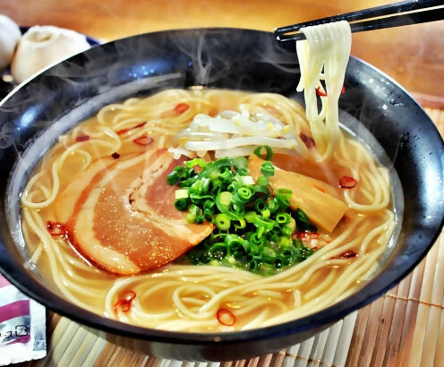 本場九州とんこつラーメン！【特選3種スープ（博多風・久留米豚骨醤油・ピリ辛）食べ比べ（6人前）】セット